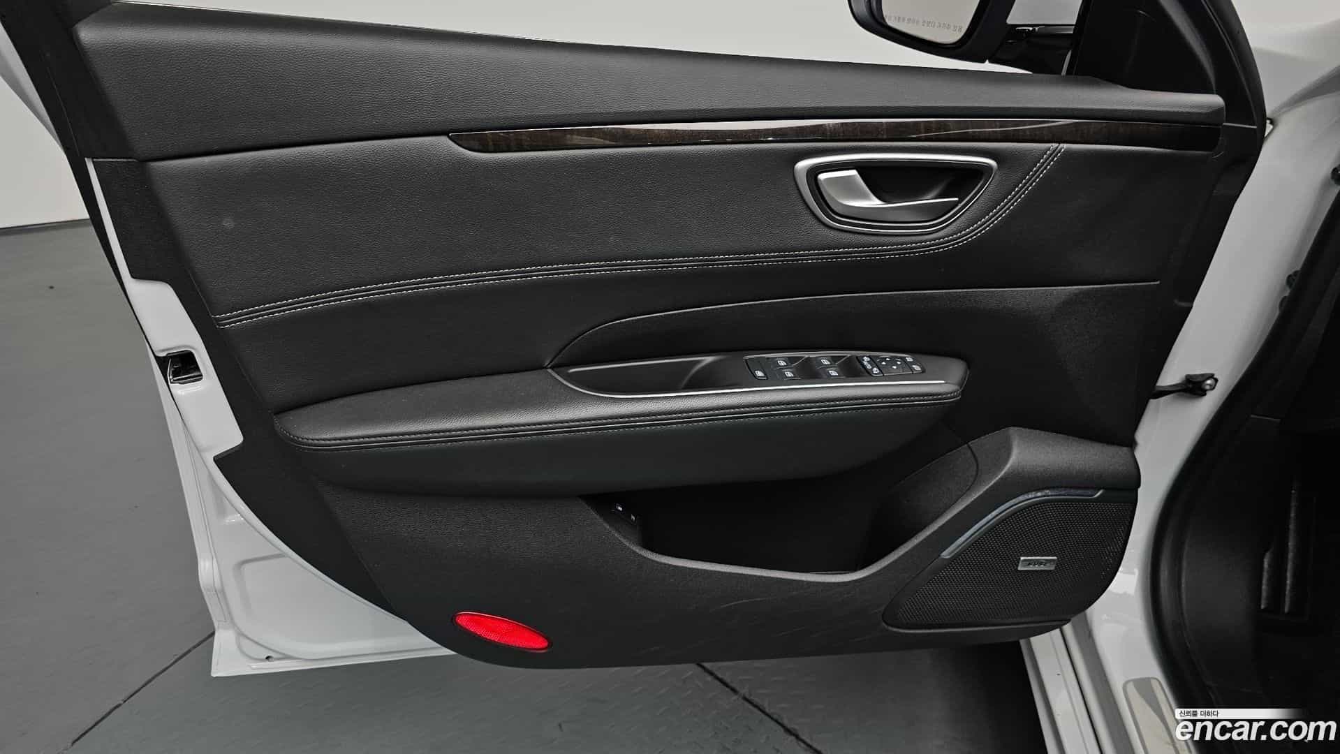SM6 Renault Korea 2019.5-INNER-034
