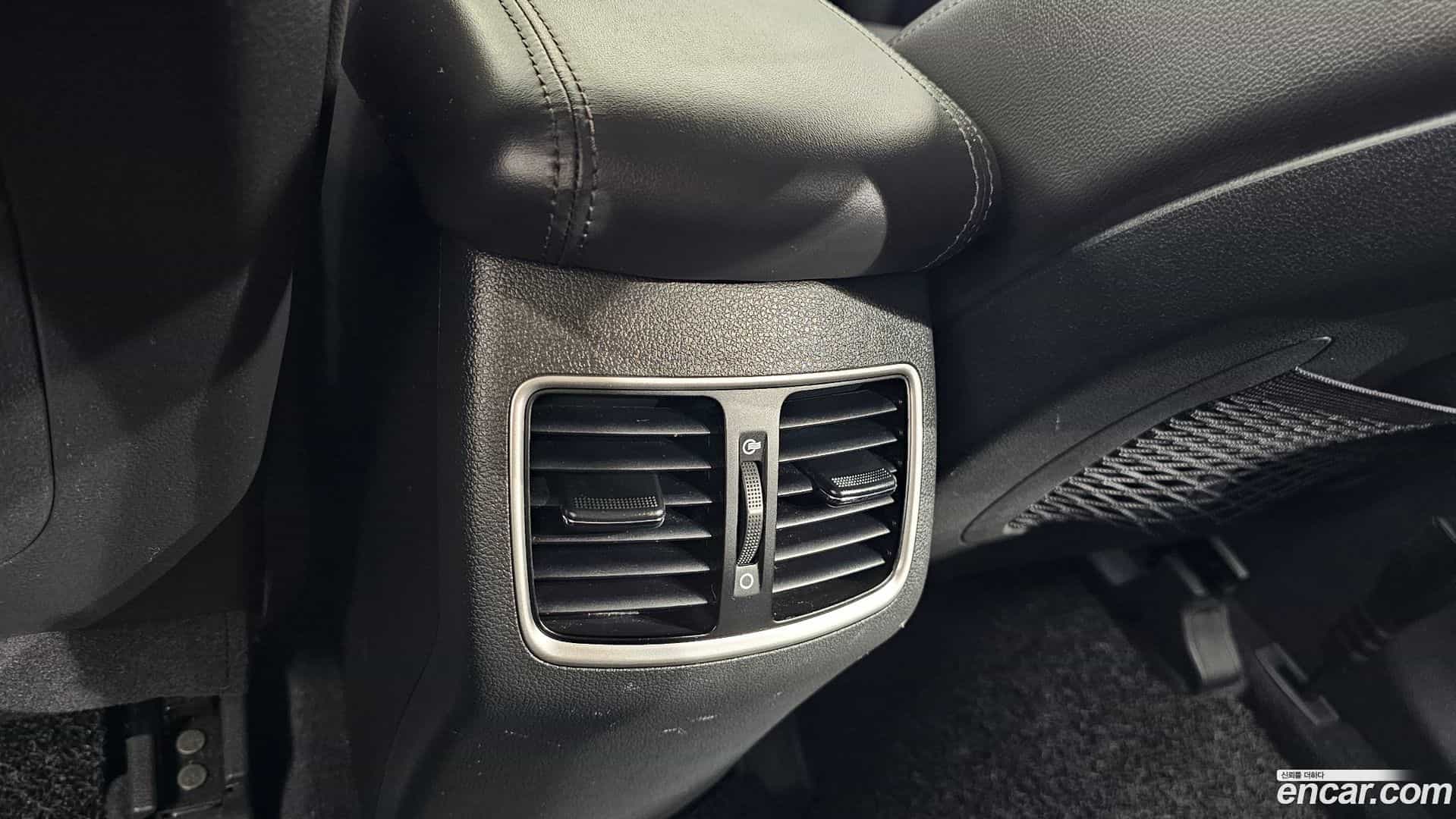 Tucson Hyundai 2018.8-OPTION-044