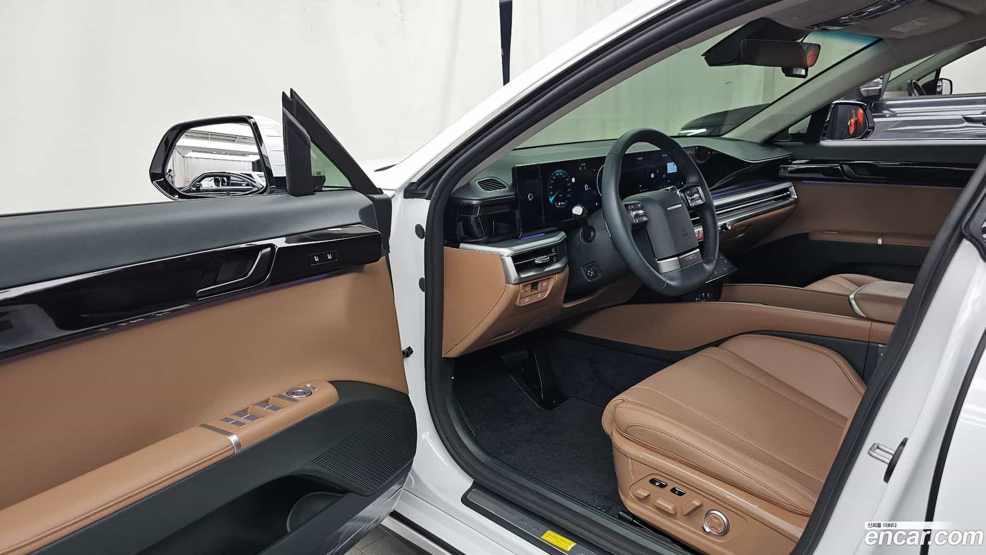 Grandeur Hyundai 2025.8-INNER-010