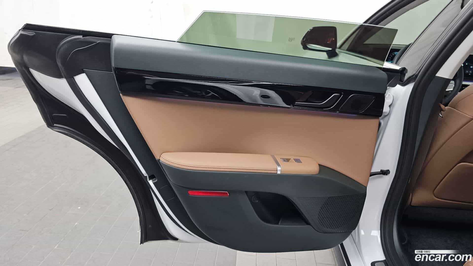 Grandeur Hyundai 2025.8-INNER-035