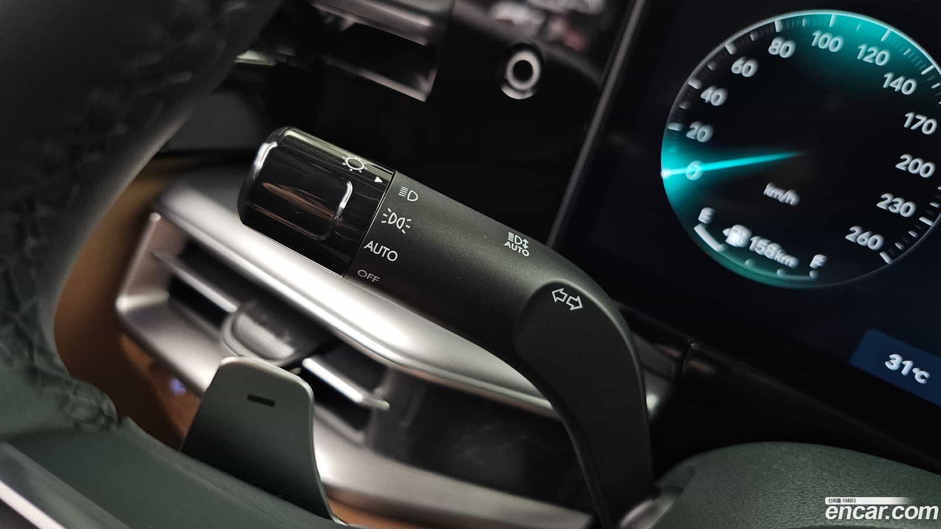 Grandeur Hyundai 2025.8-OPTION-049