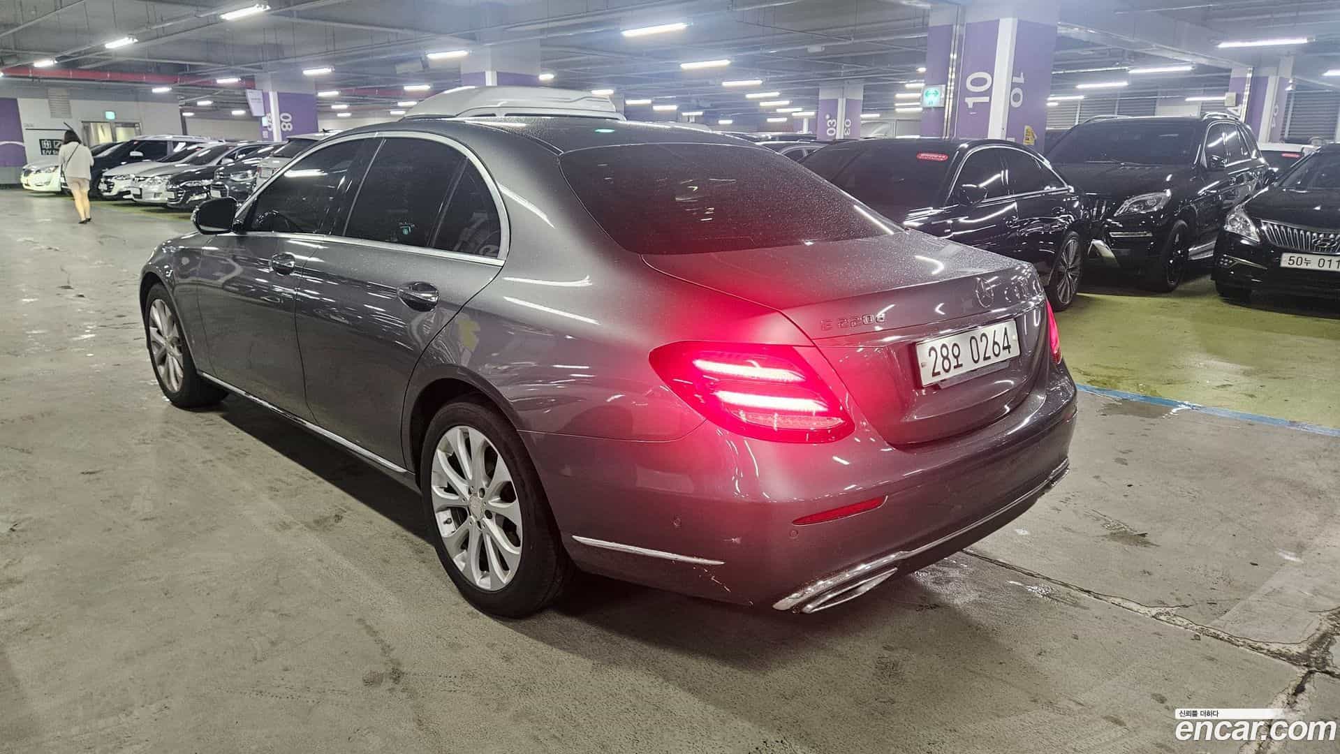 E-Class Mercedes-Benz 2016.10-OUTER-004