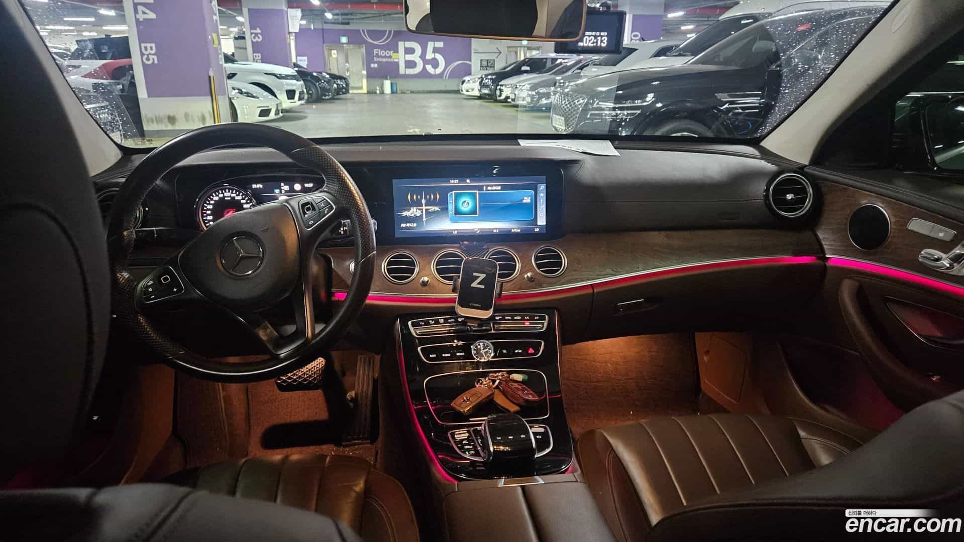 E-Class Mercedes-Benz 2016.10-INNER-007