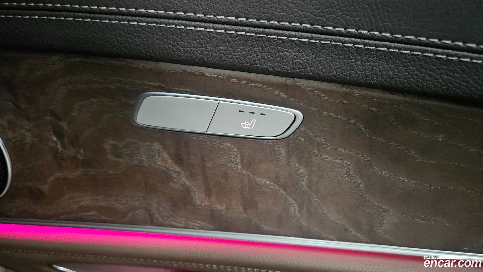 E-Class Mercedes-Benz 2016.10-OPTION-016