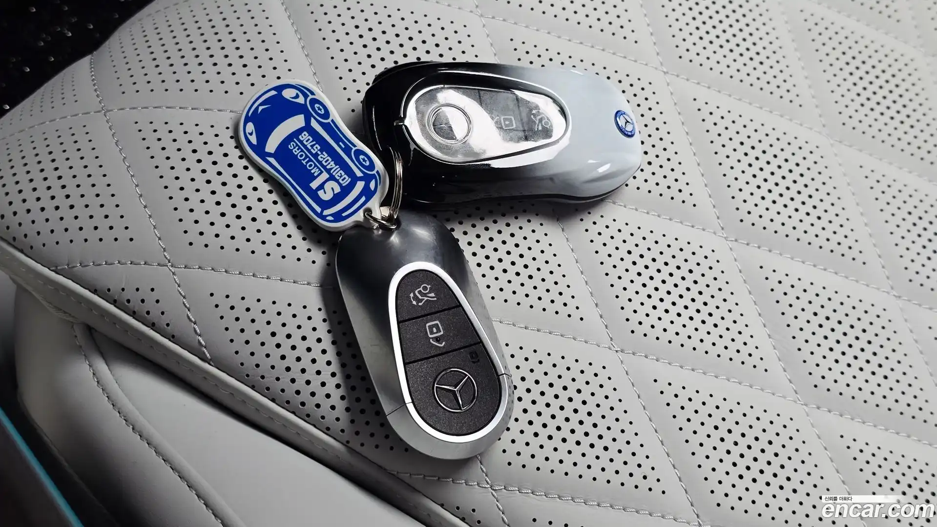 E-Class Mercedes-Benz 2025.8-OPTION-019