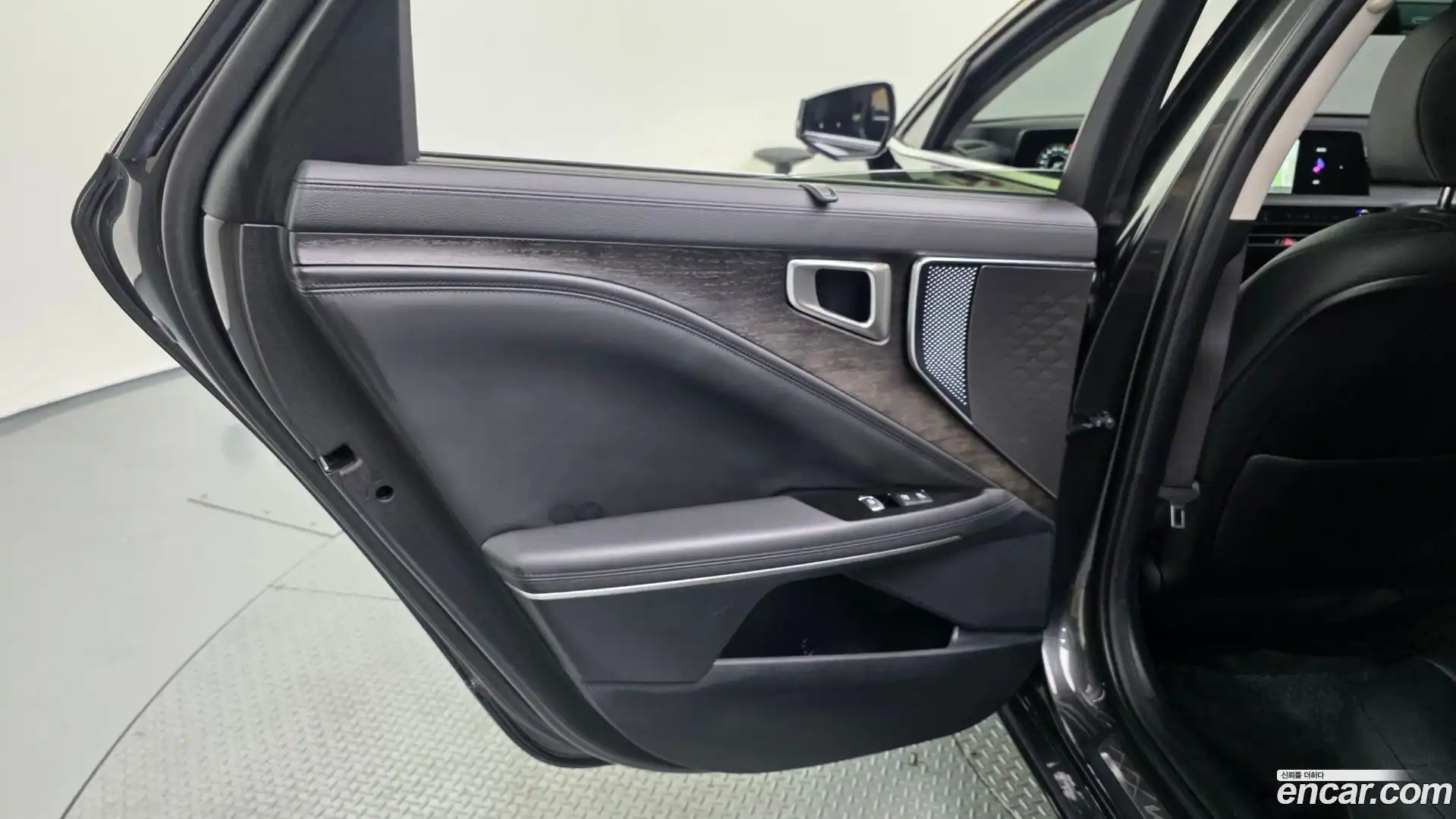 K8 Kia 2022.3-INNER-035