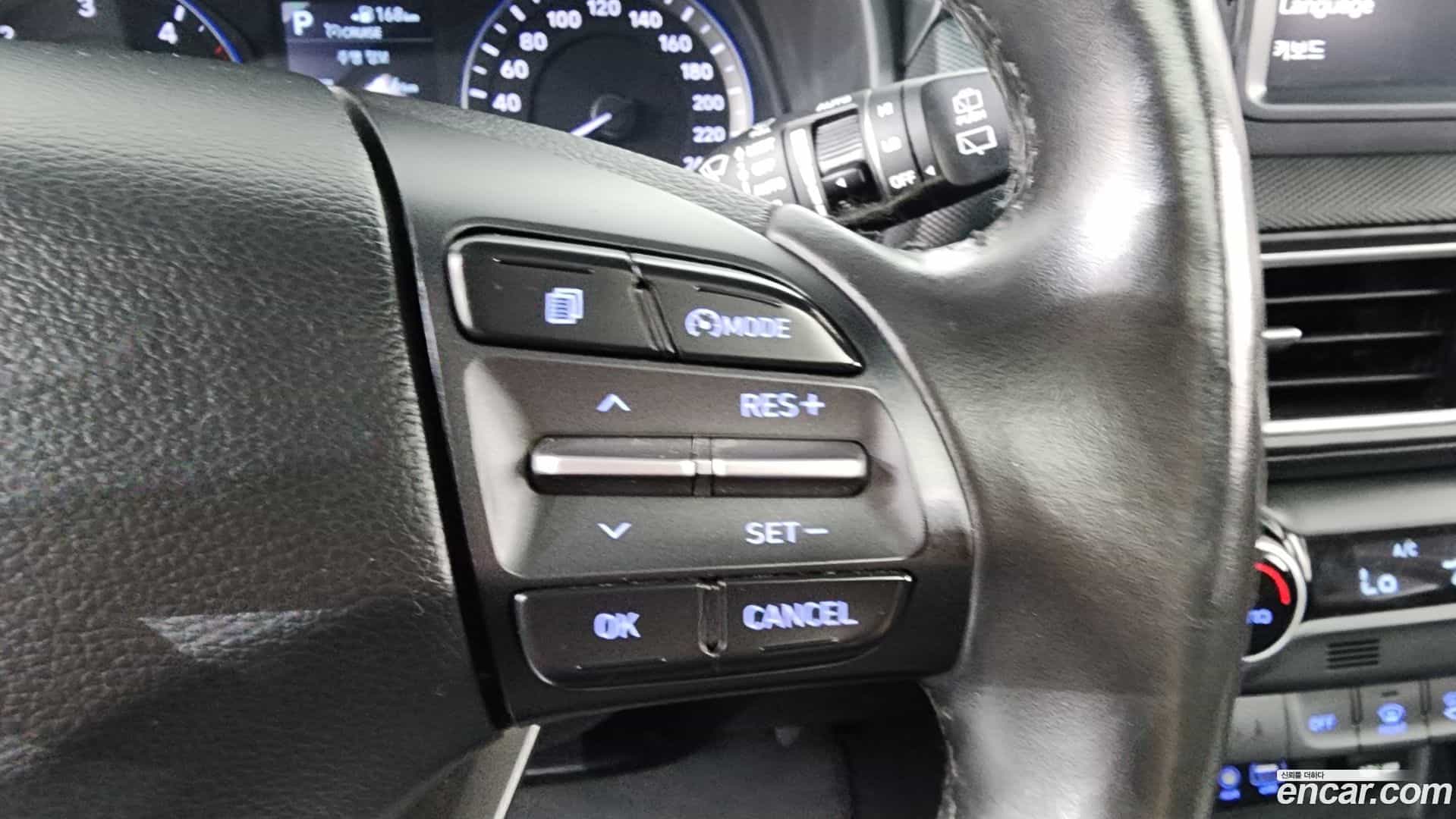 Kona Hyundai 2018.7-OPTION-020