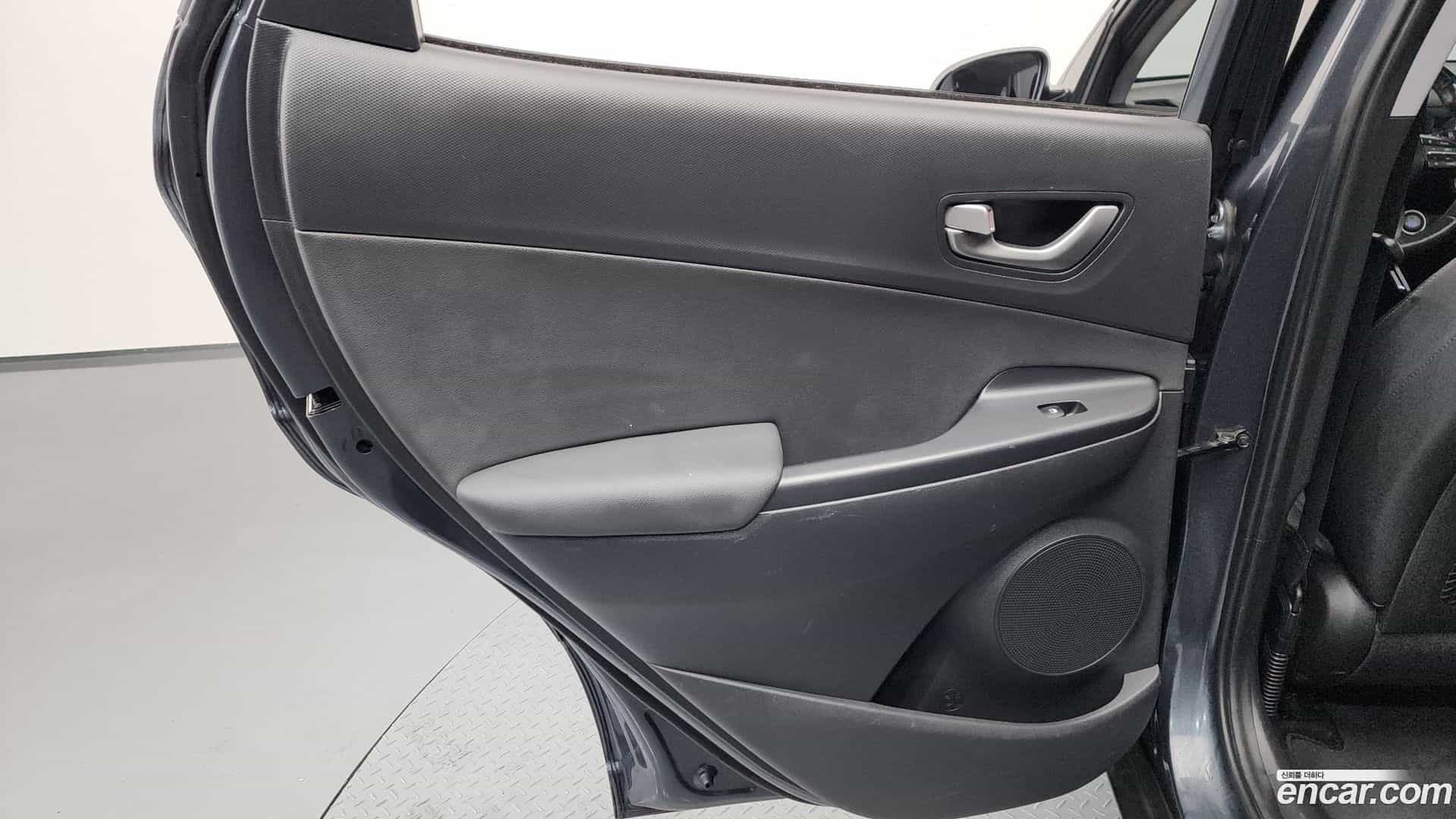 Kona Hyundai 2018.7-INNER-035