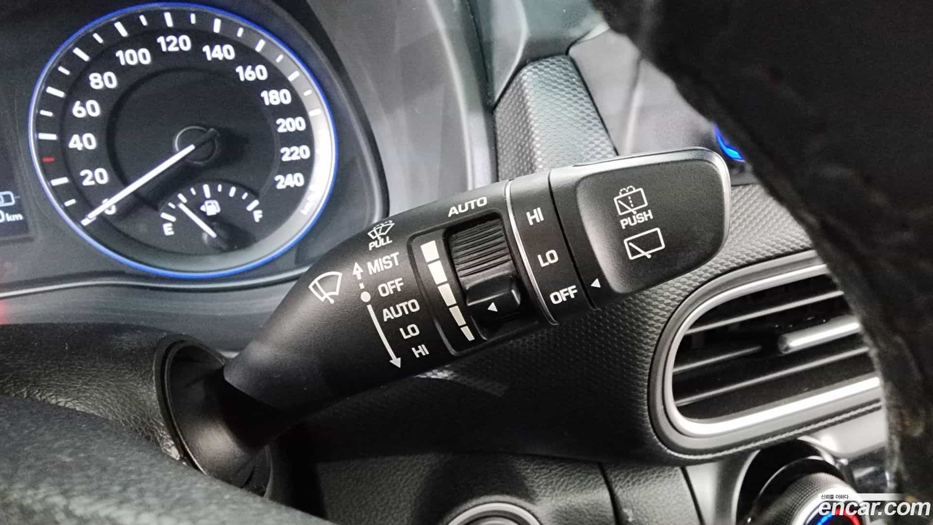 Kona Hyundai 2018.7-OPTION-043