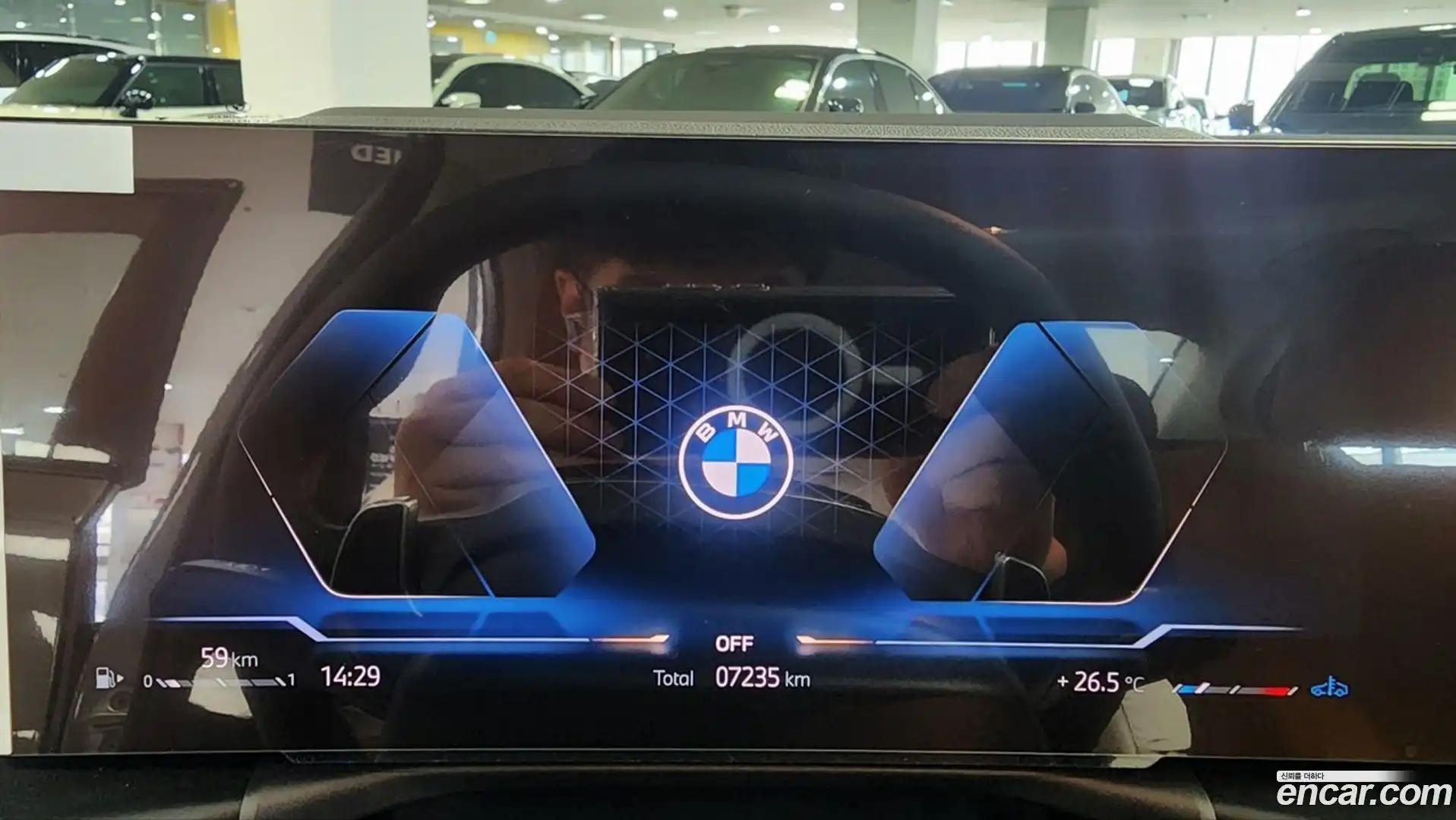 3-Series BMW 2025.10-INNER-008