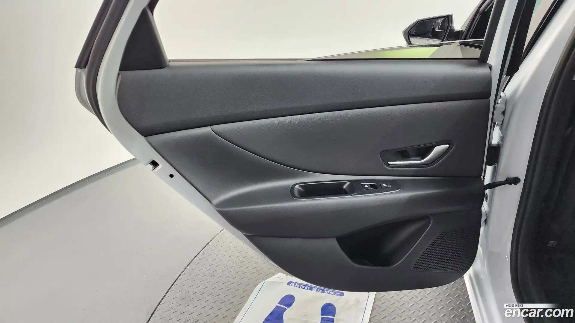 AVANTE Hyundai 2025.10-INNER-035