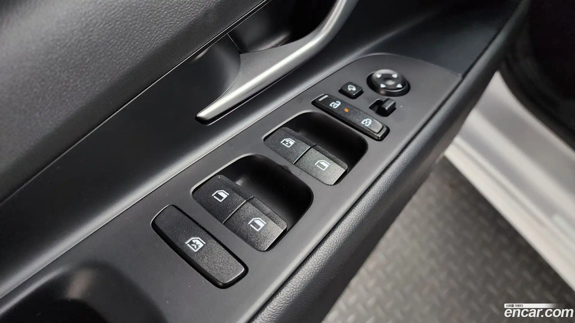 AVANTE Hyundai 2025.10-OPTION-042