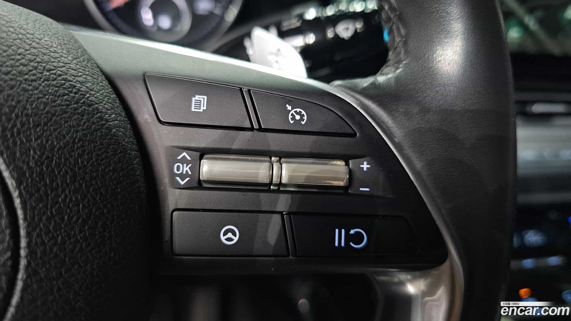 Grandeur Hyundai 2021.4-OPTION-022