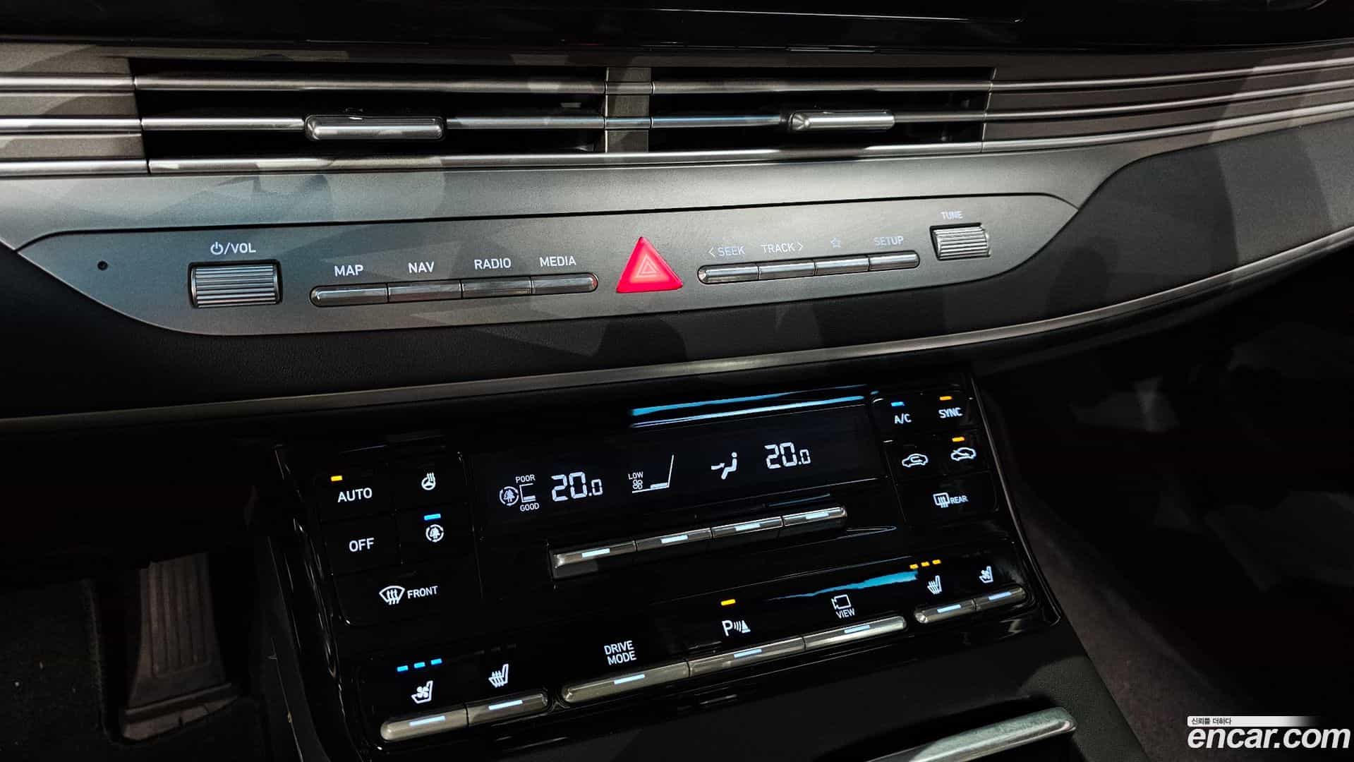 Grandeur Hyundai 2021.4-OPTION-023