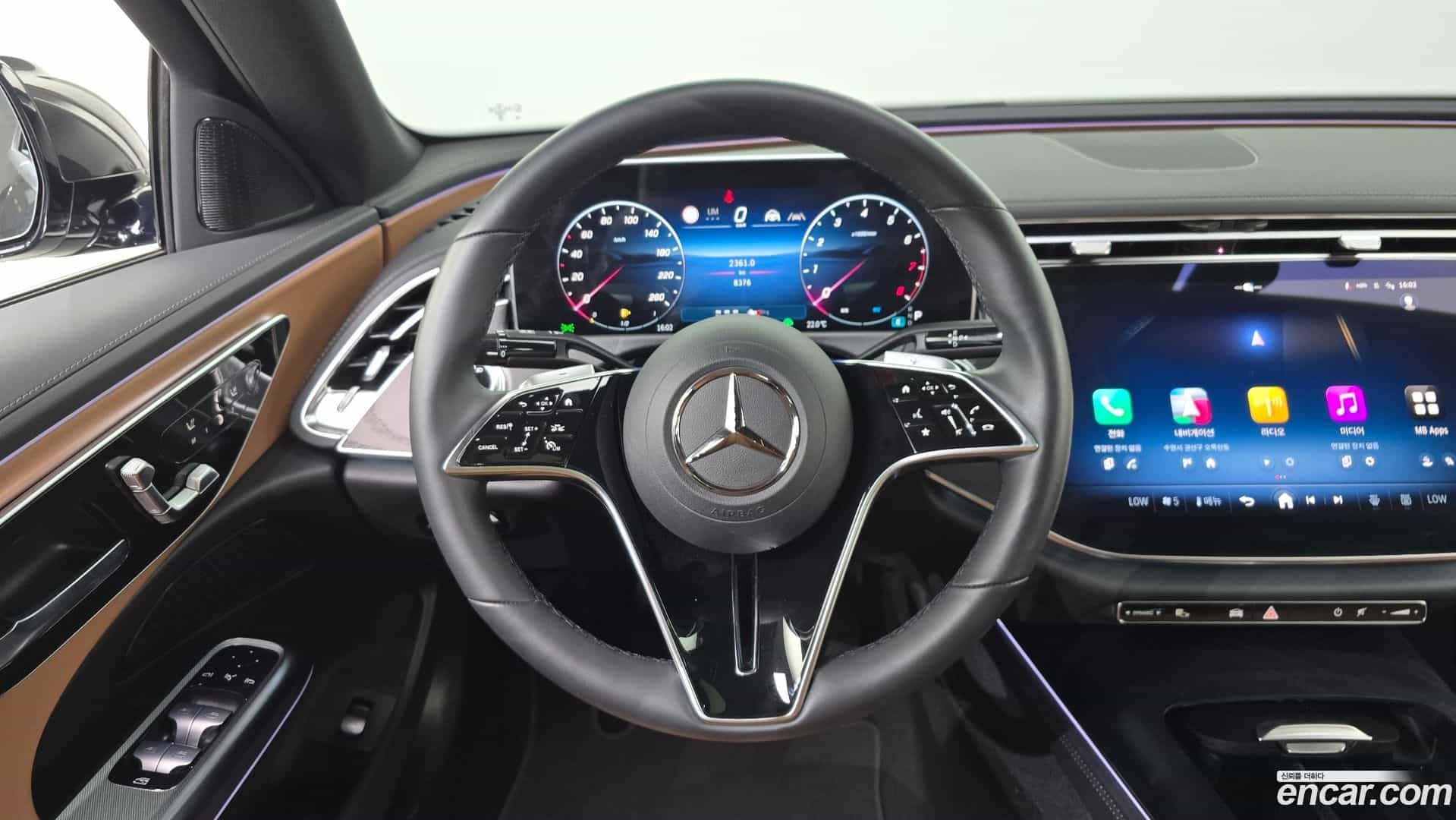 E-Class Mercedes-Benz 2024.8-OPTION-017