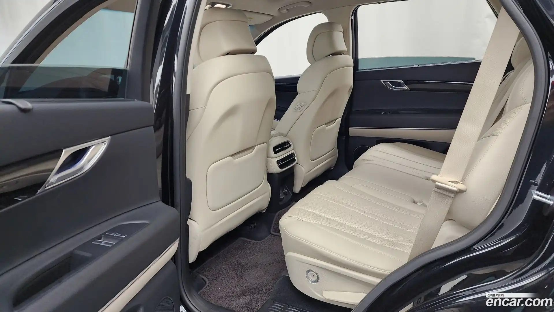 GV80 Genesis 2023.11-INNER-036