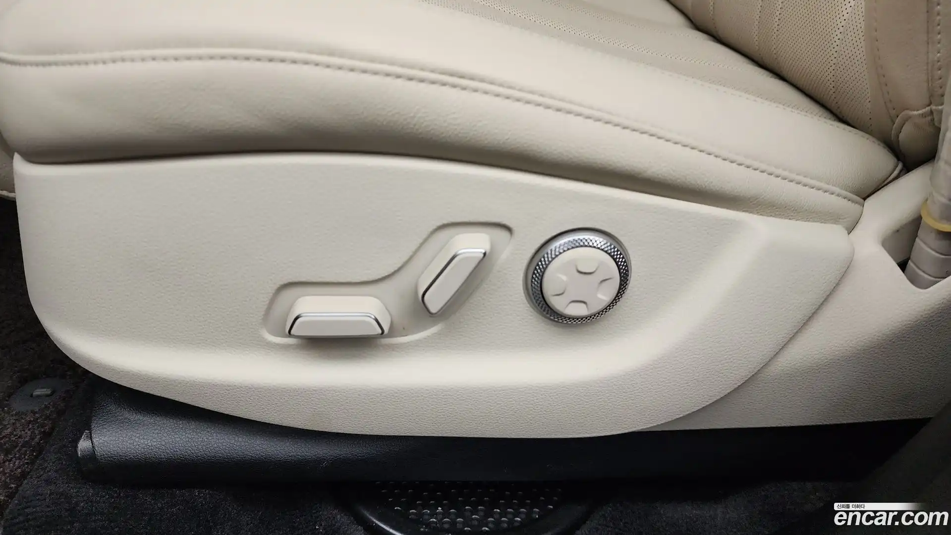 GV80 Genesis 2023.11-OPTION-045