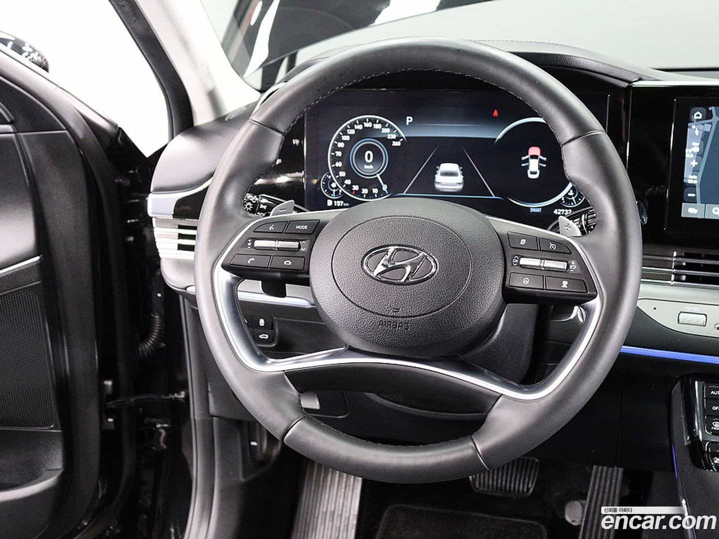 Grandeur Hyundai 2022.5-OPTION-019