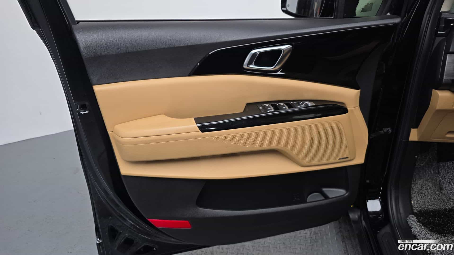 Canival Kia 2021.2-INNER-034