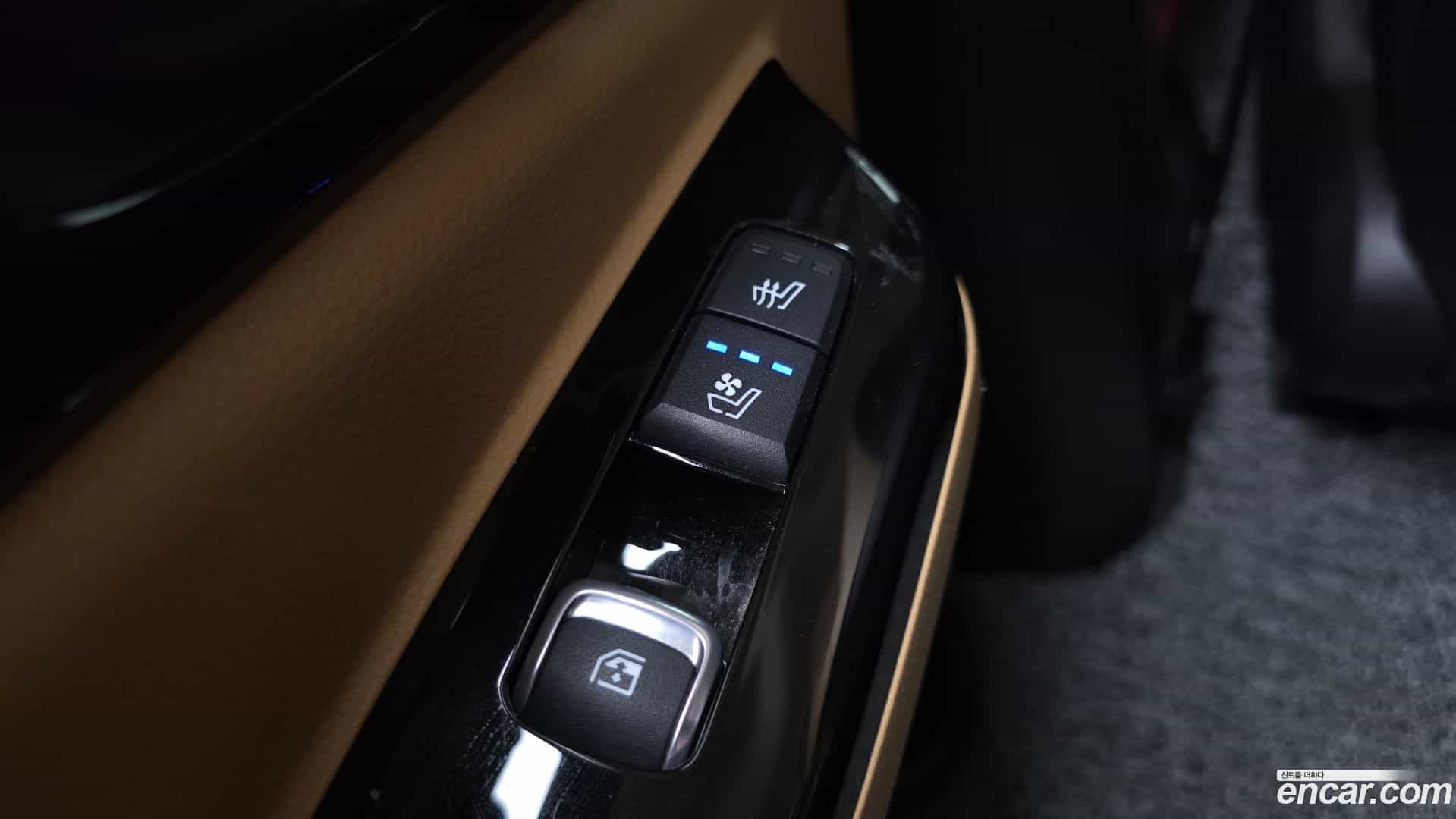Canival Kia 2021.2-OPTION-046