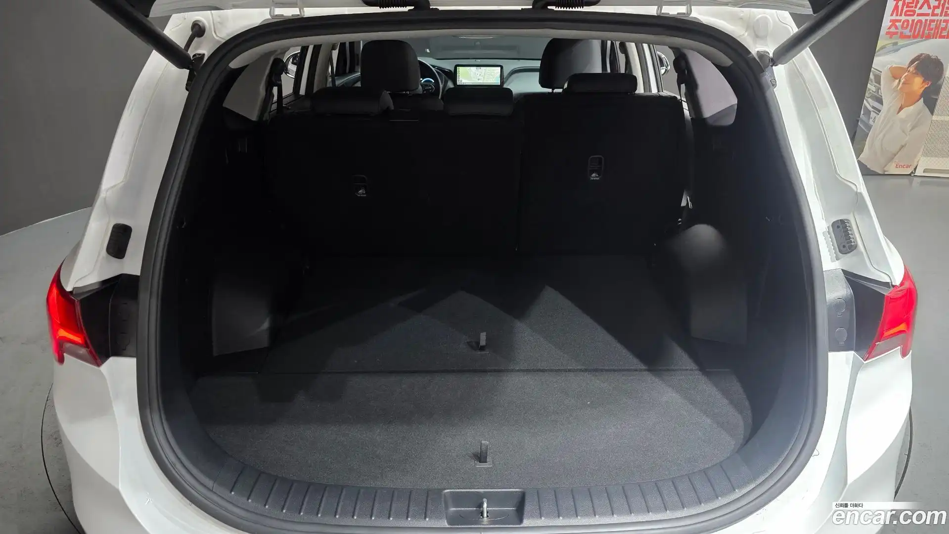 Santafe Hyundai 2023.7-OPTION-024