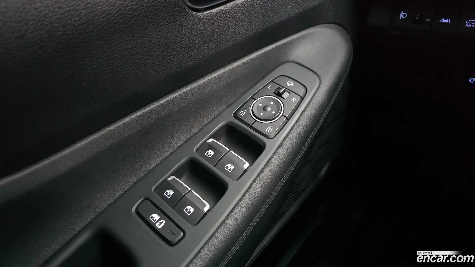 Santafe Hyundai 2023.7-OPTION-048