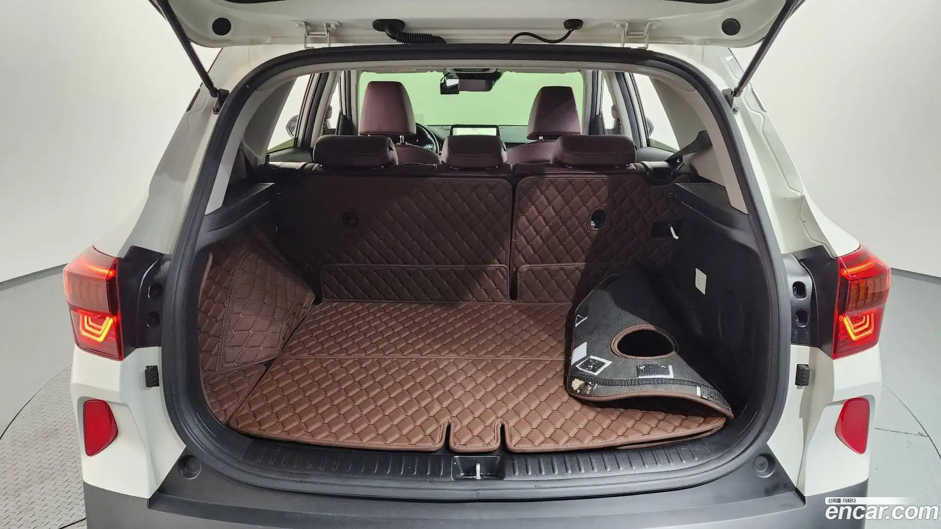 Seltos Kia 2019.8-OPTION-024