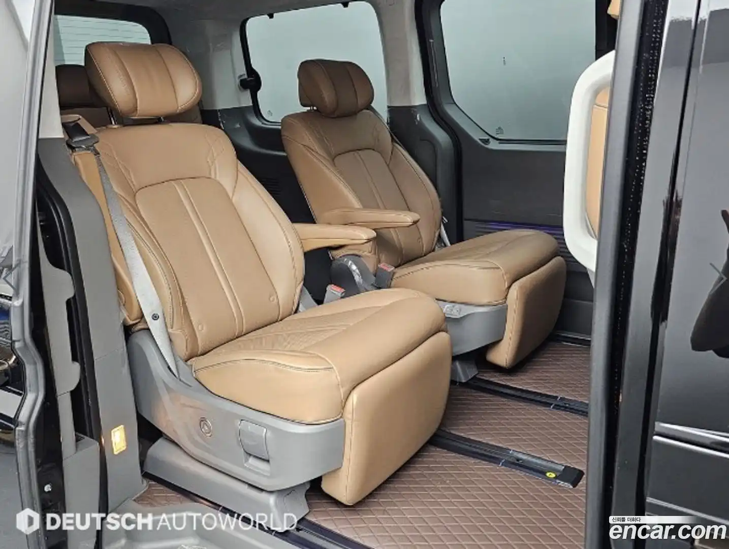 Staria Hyundai 2025.10-OPTION-016