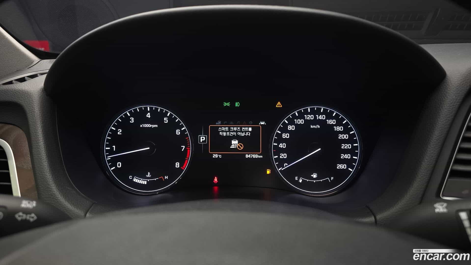 Genesis Hyundai 2014.4-INNER-008