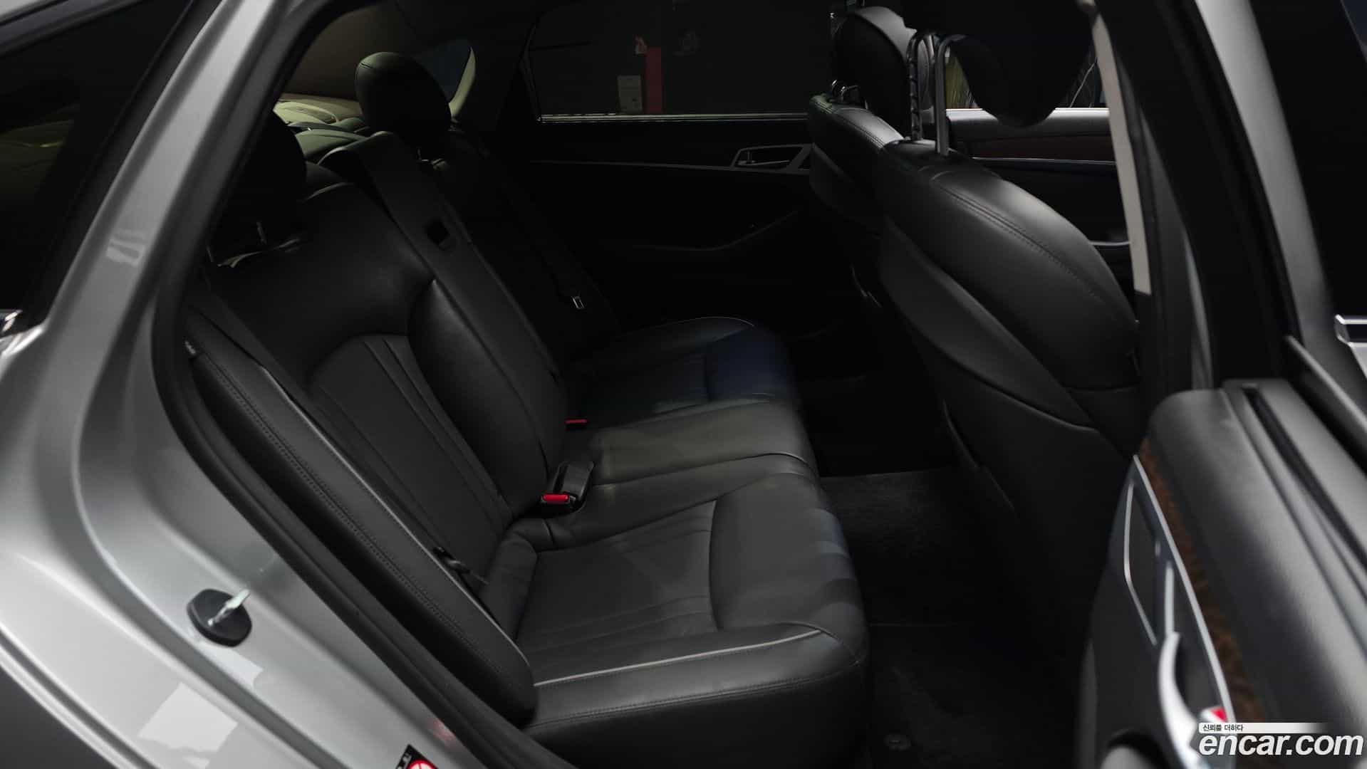 Genesis Hyundai 2014.4-OPTION-015
