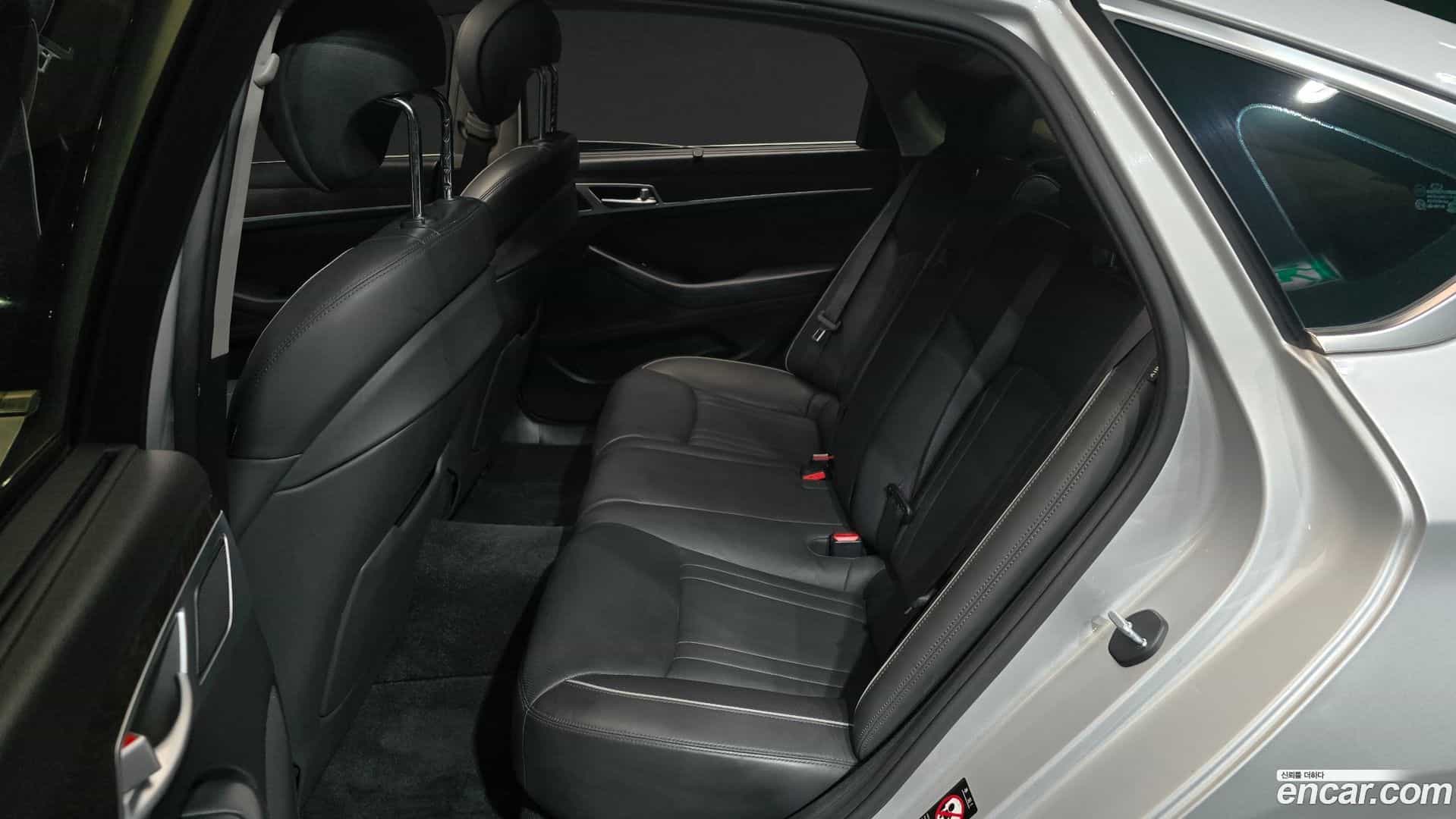Genesis Hyundai 2014.4-OPTION-016
