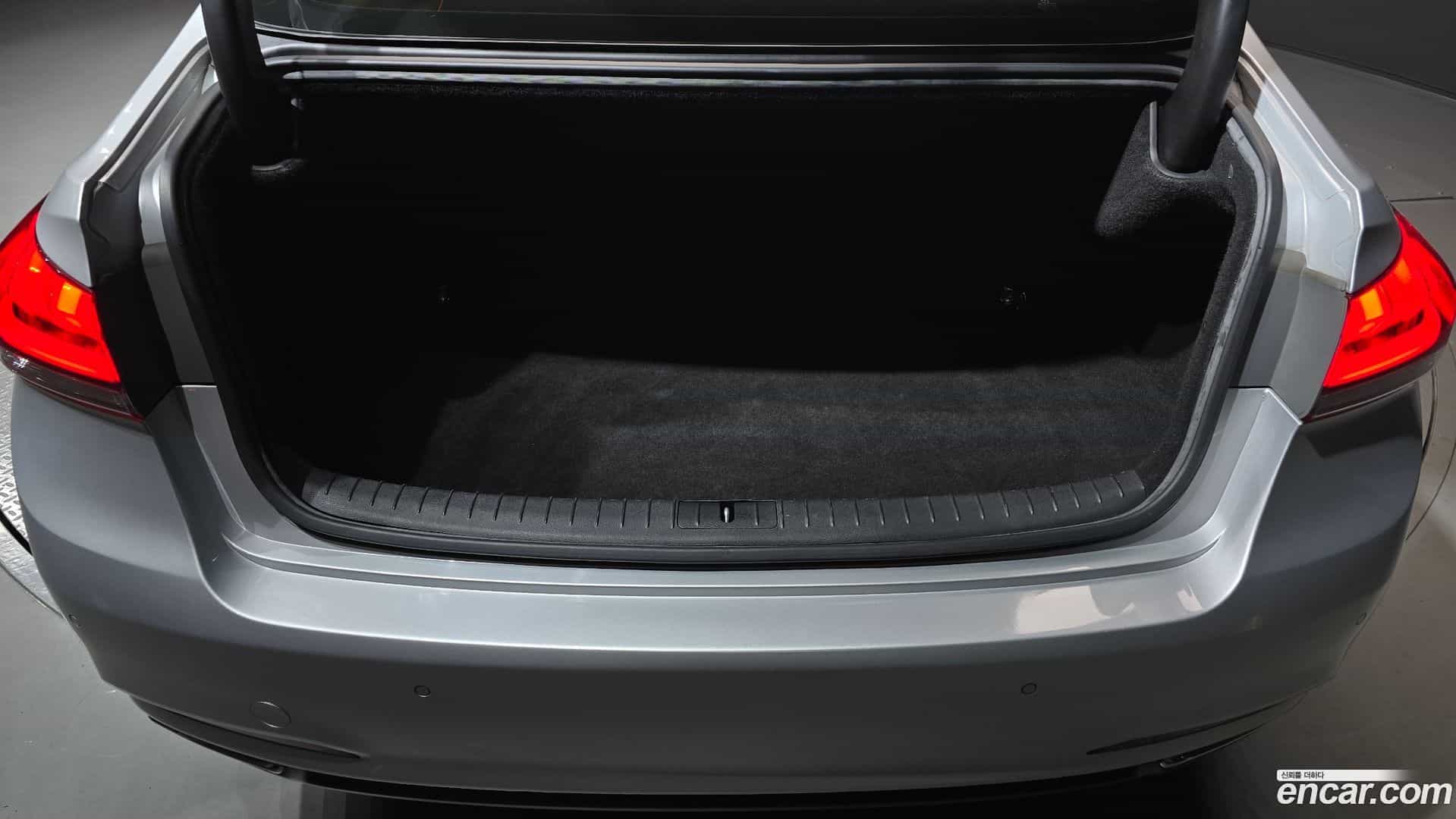 Genesis Hyundai 2014.4-OPTION-024