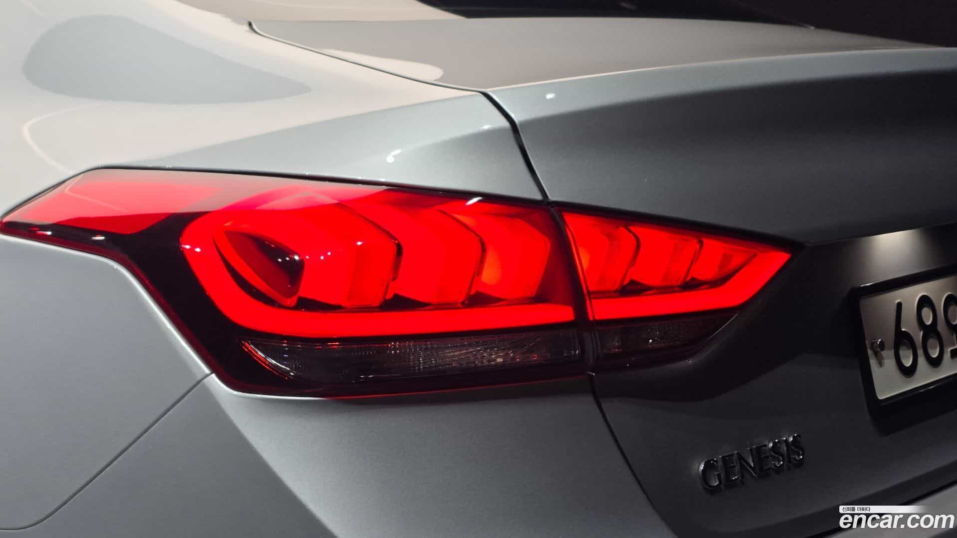 Genesis Hyundai 2014.4-OUTER-033