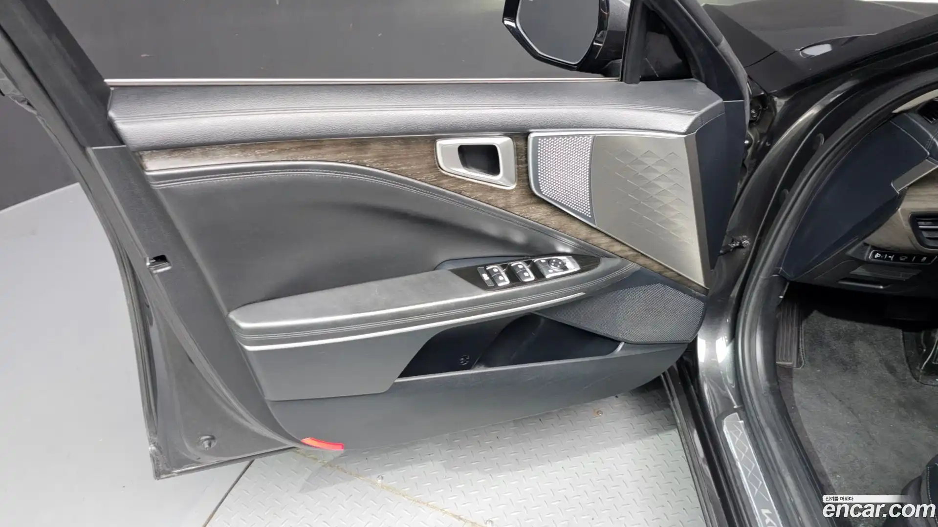 K8 Kia 2023.6-INNER-034