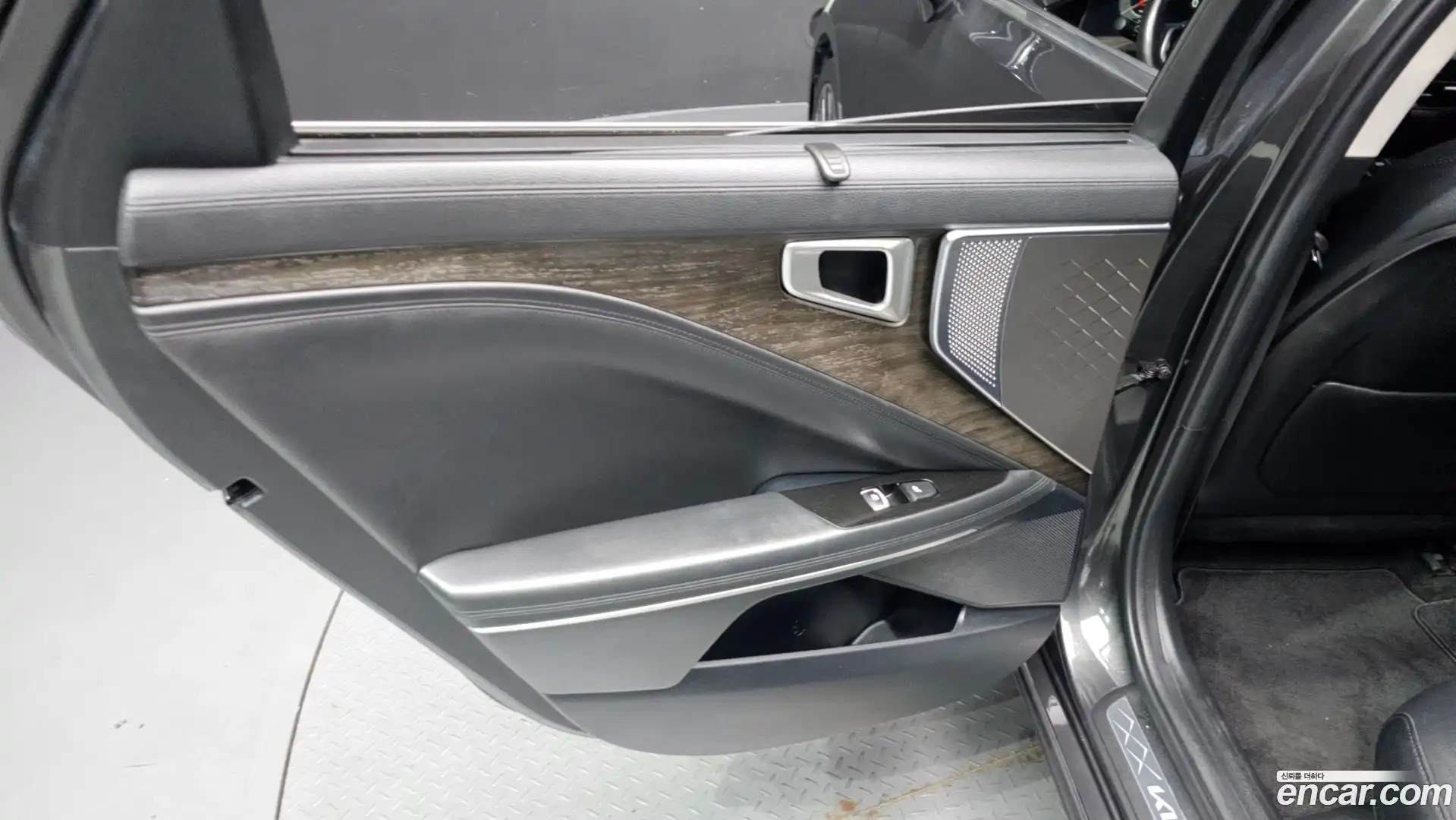 K8 Kia 2023.6-INNER-035