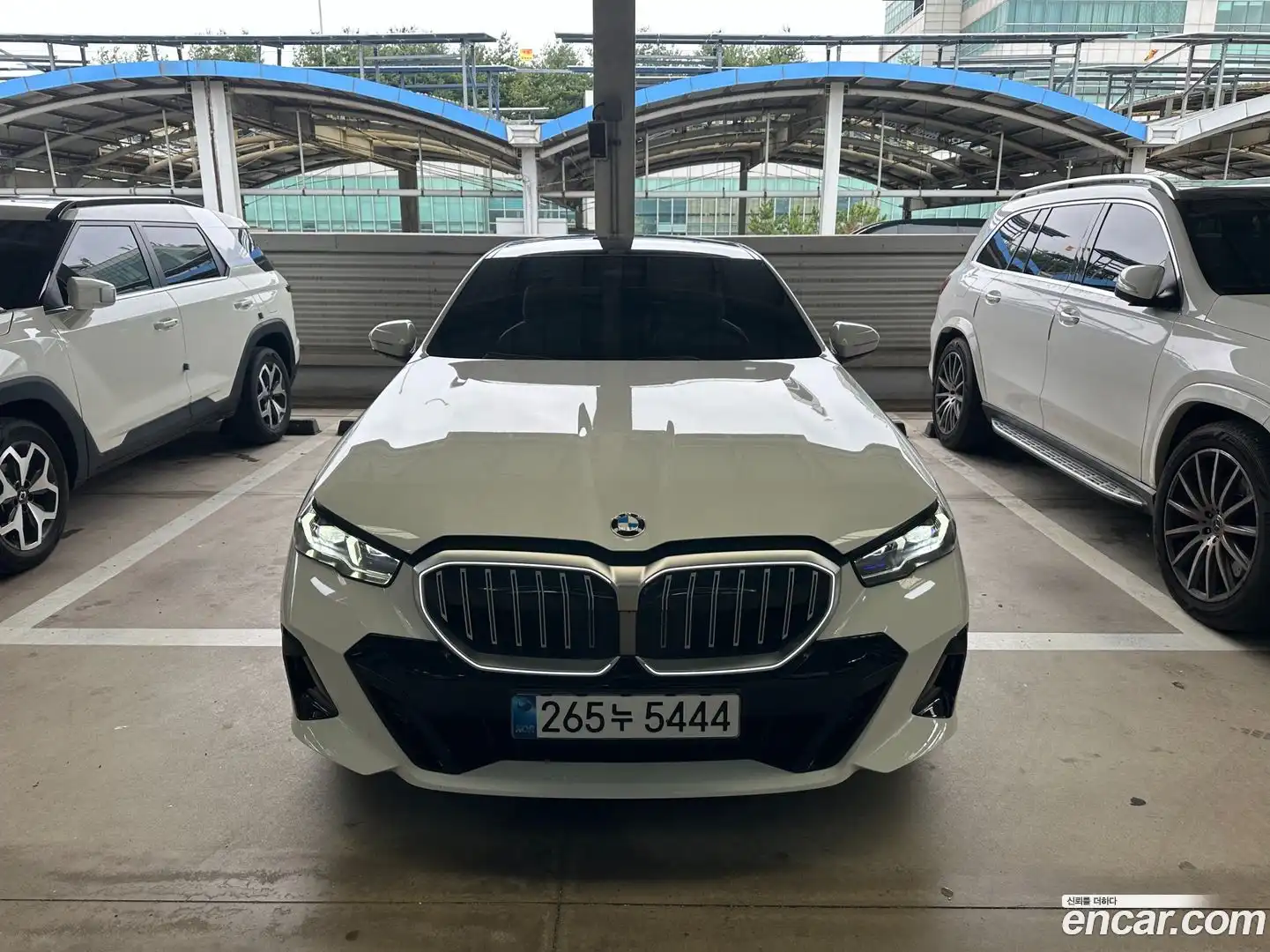 5-Series BMW 2025.11-OUTER-001