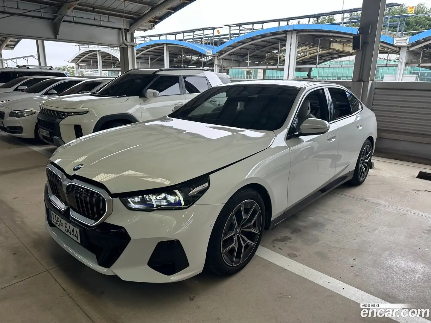 5-Series BMW 2025.11-OUTER-002