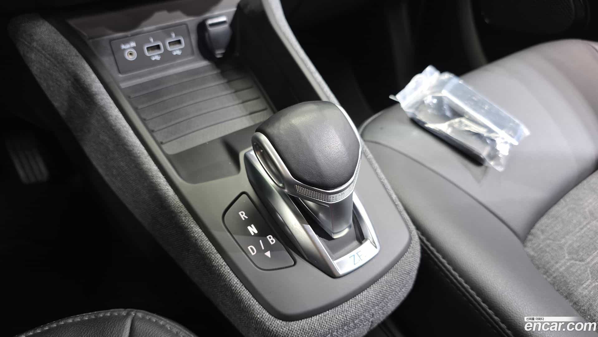 Zoe Renault Korea 2021.5-INNER-009