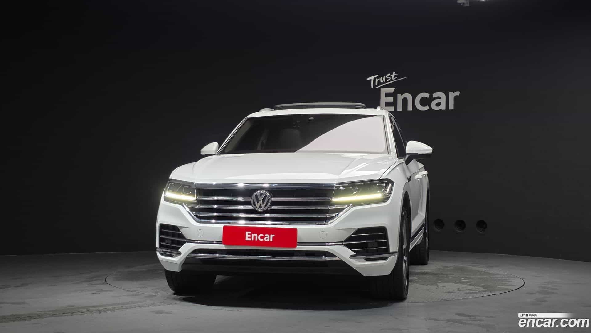 Touareg Volkswagen 2020.7-OUTER-003