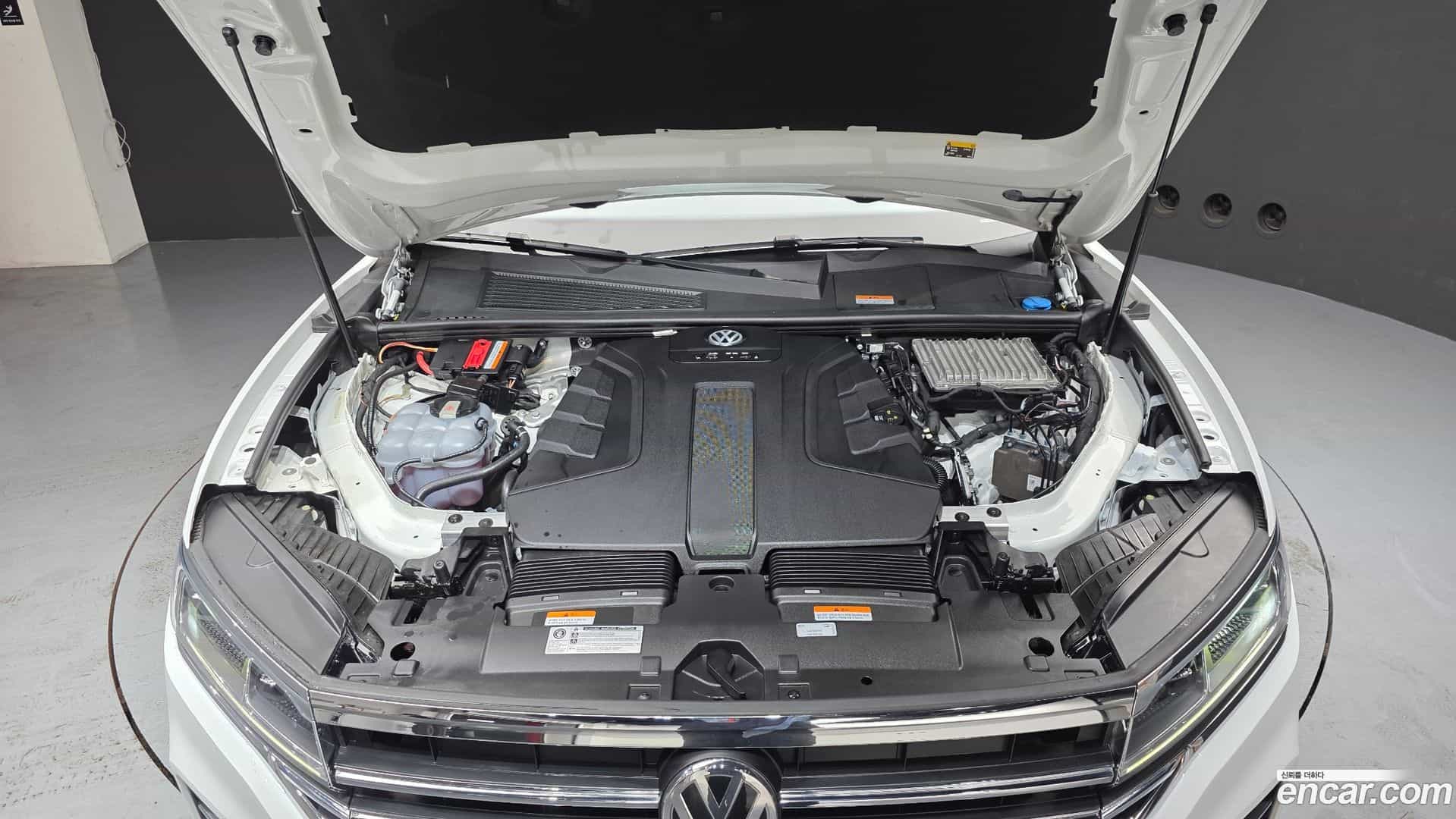 Touareg Volkswagen 2020.7-OUTER-006