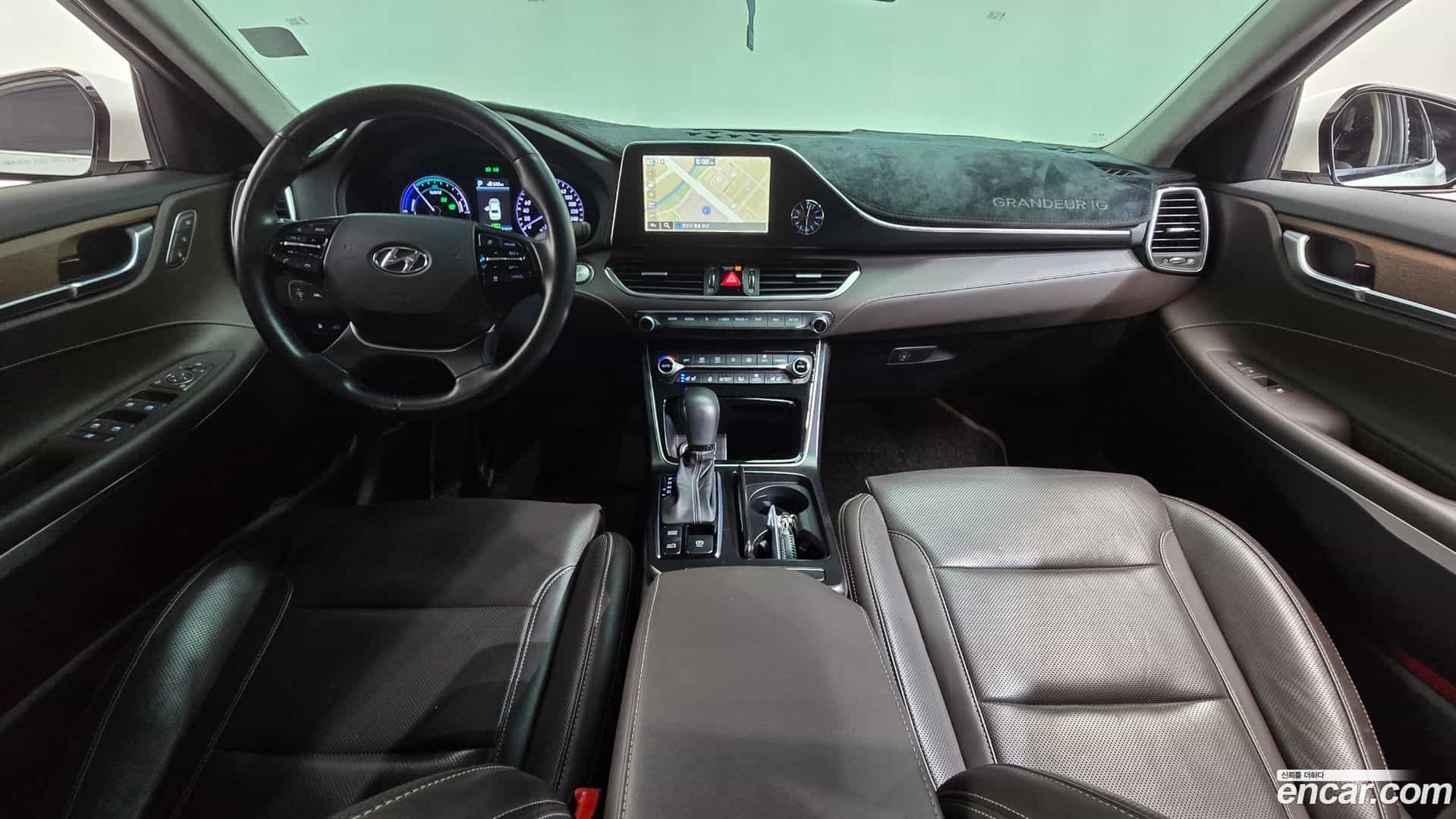 Grandeur Hyundai 2019.4-INNER-007