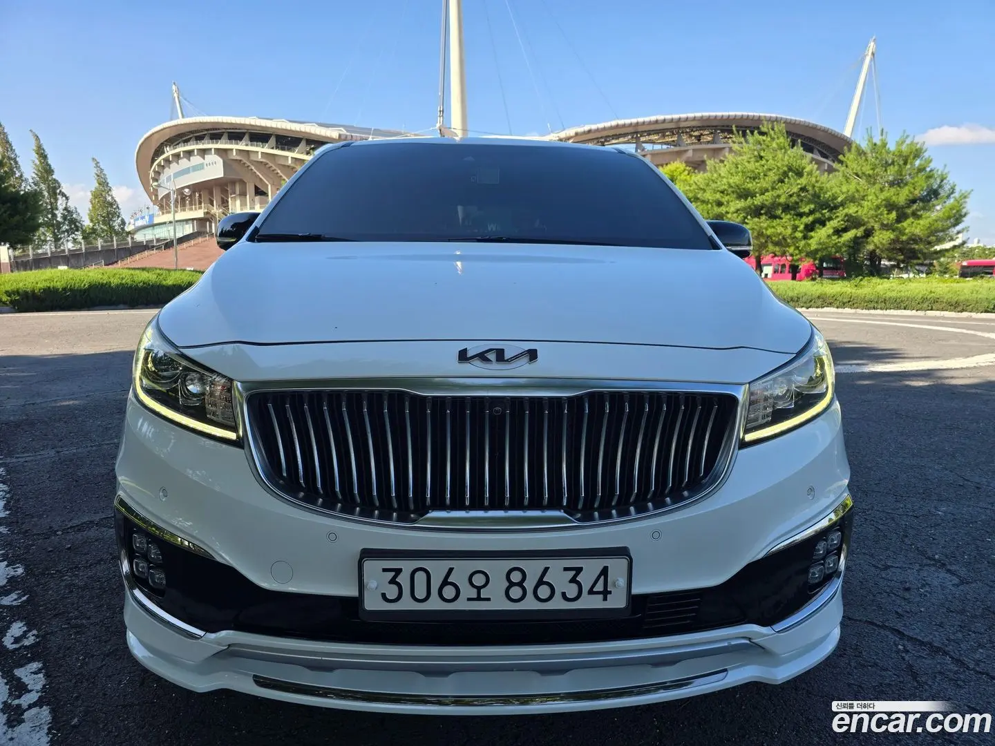 Main__Slider__Photo:Canival Kia 2017.2-0