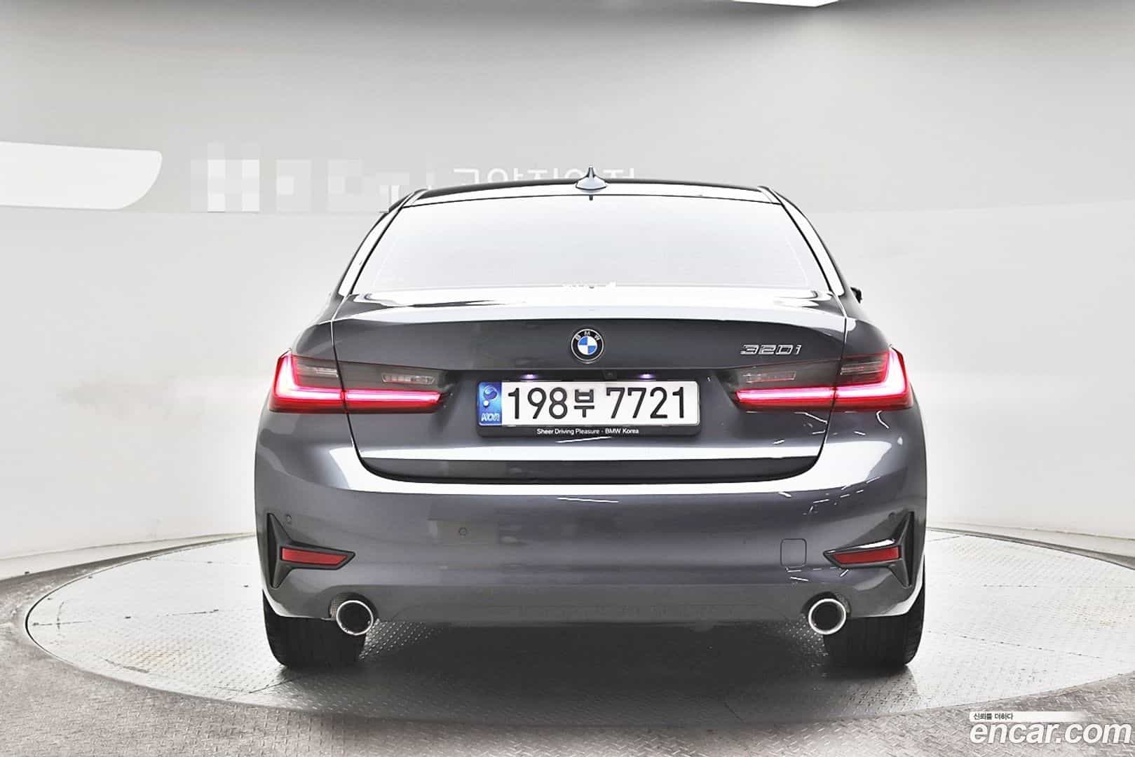 3-Series BMW 2021.11-OUTER-004