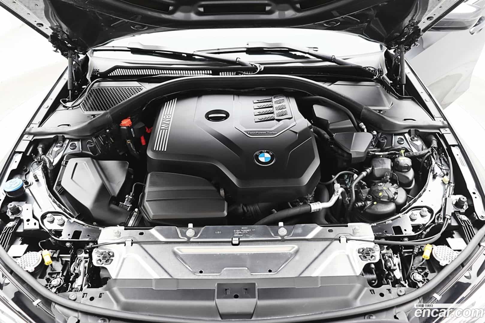 3-Series BMW 2021.11-INNER-009