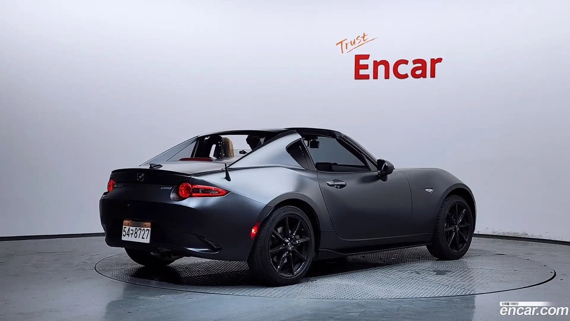 MX-5 Miata Mazda 2019.11-OUTER-002