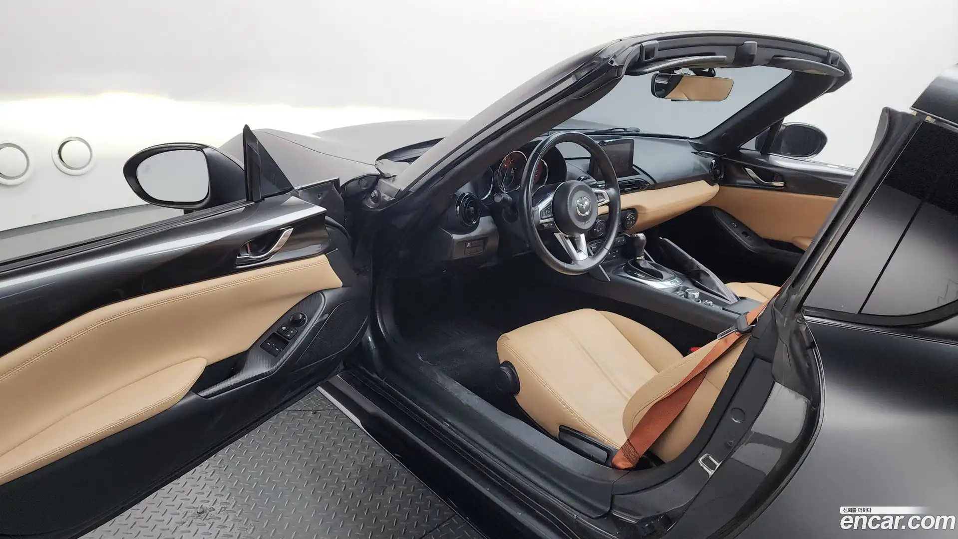 MX-5 Miata Mazda 2019.11-INNER-010