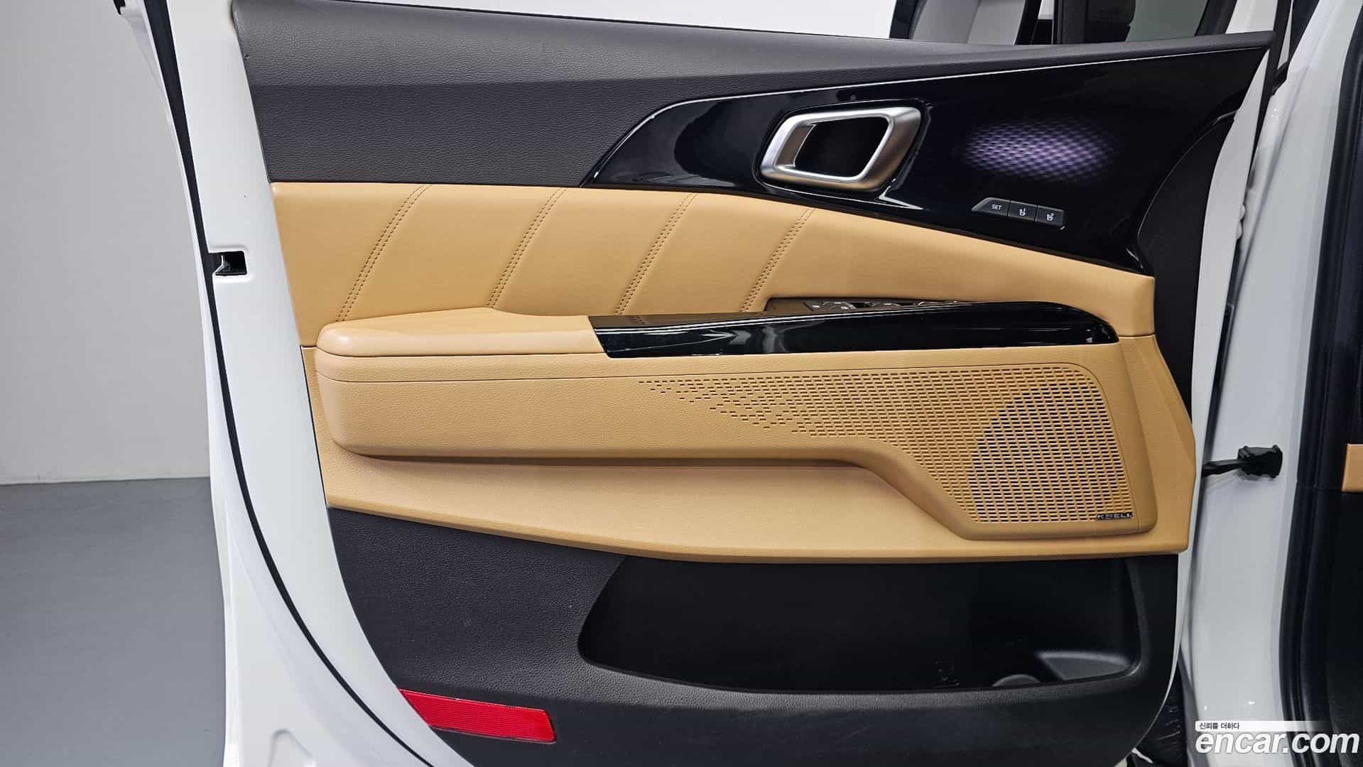 Canival Kia 2021.0-INNER-035