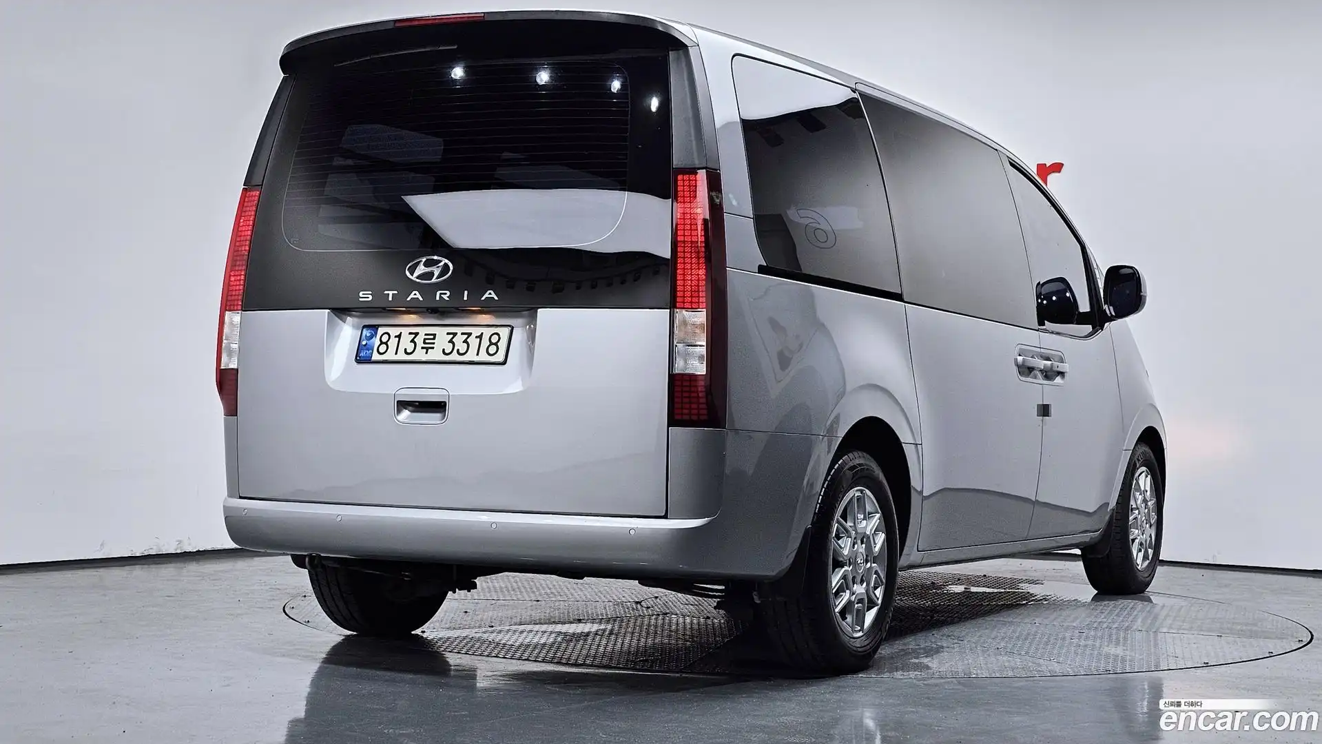 Staria Hyundai 2023.11-OUTER-002