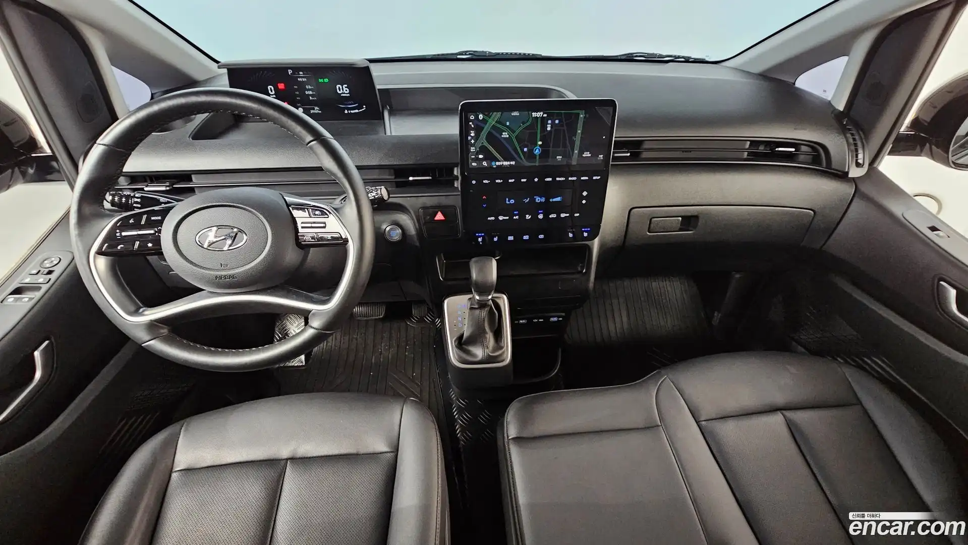 Staria Hyundai 2023.11-INNER-007