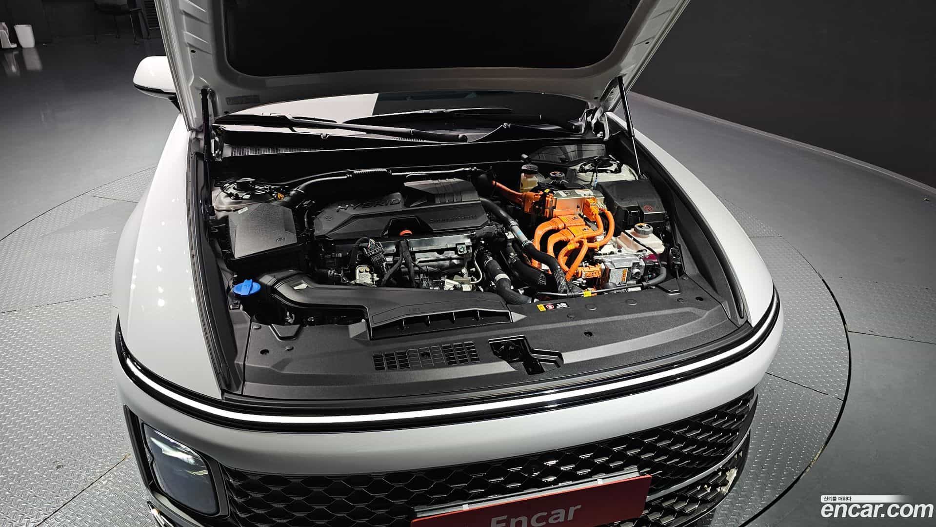 Grandeur Hyundai 2025.11-OUTER-006